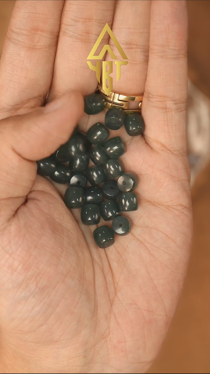 散珠翡翠蓝绿直切单珠-直径8（多样性发其一）