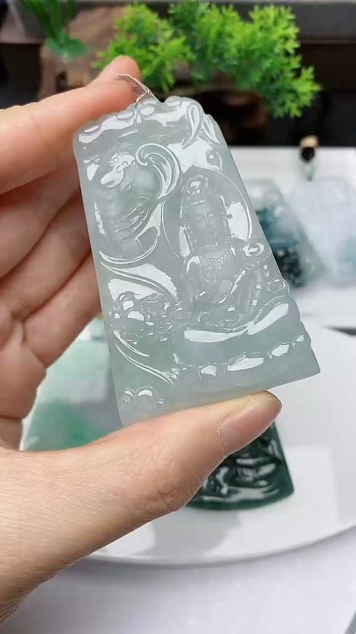 【闪购商品】翡翠颈饰未镶嵌