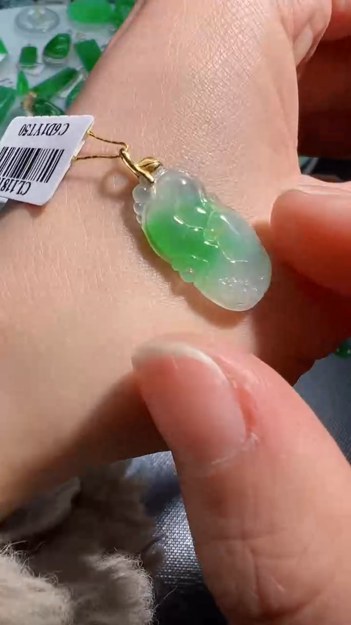 【闪购商品】翡翠颈饰18K金镶嵌我