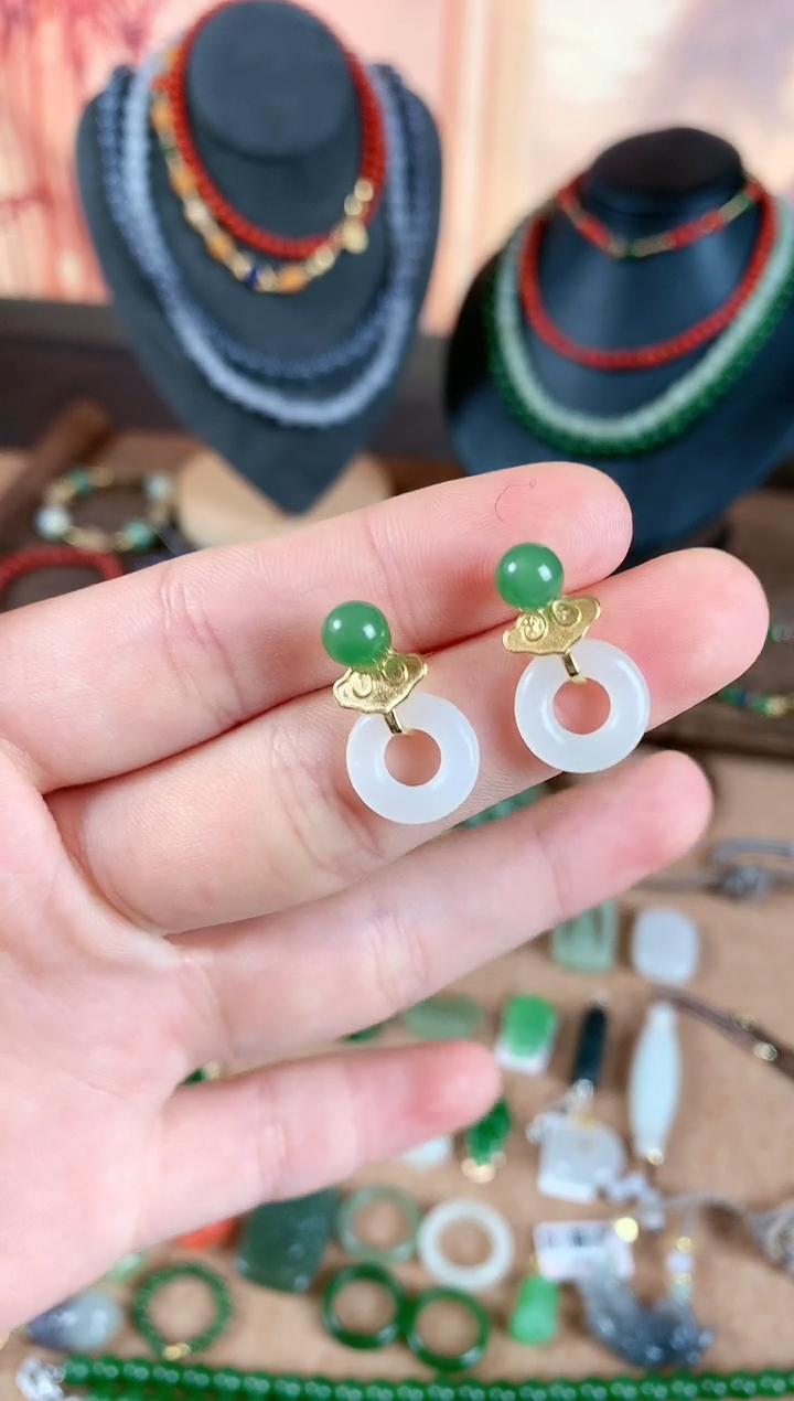 银S925镶嵌和田玉耳饰1