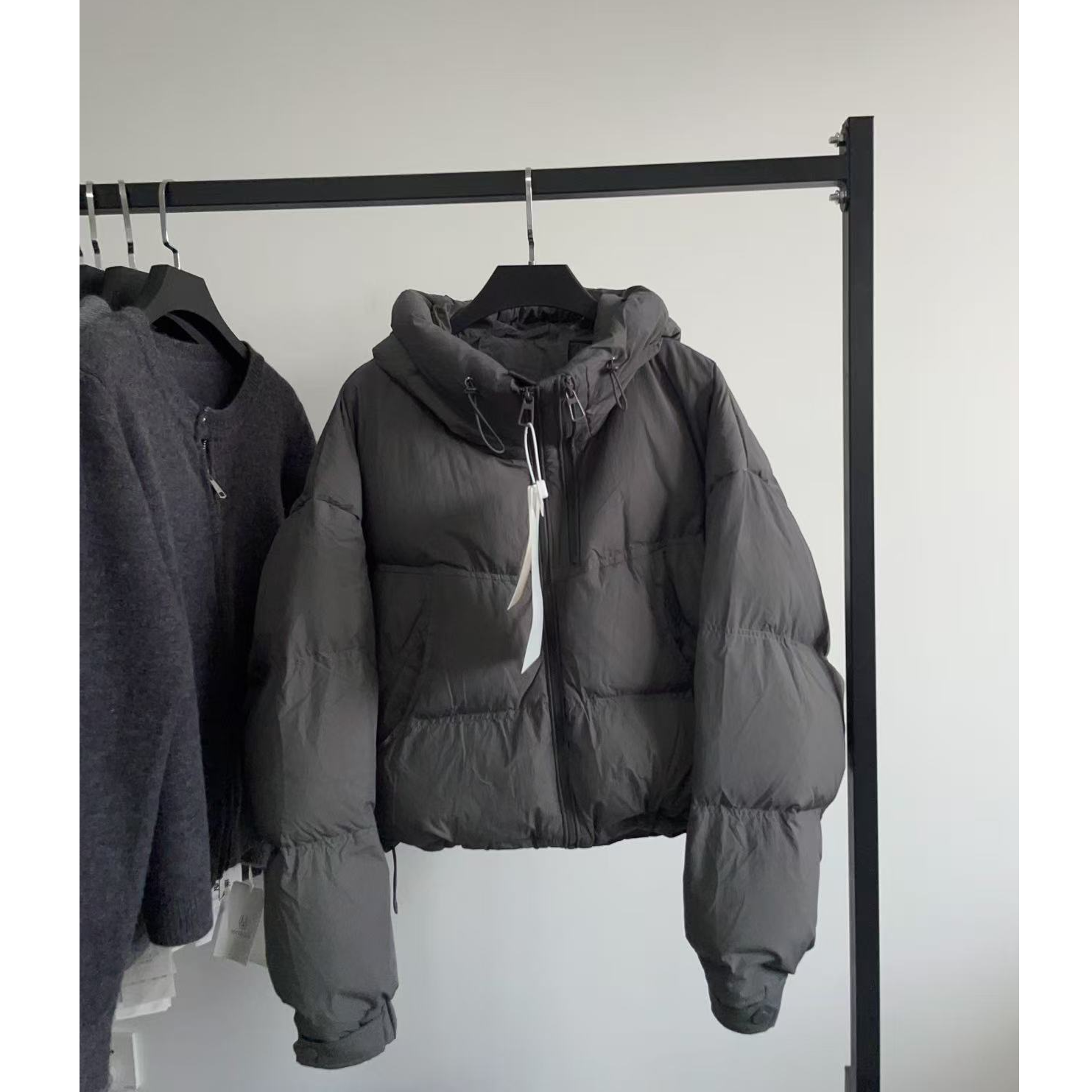 韩版加厚款休闲简约宽松羽绒服