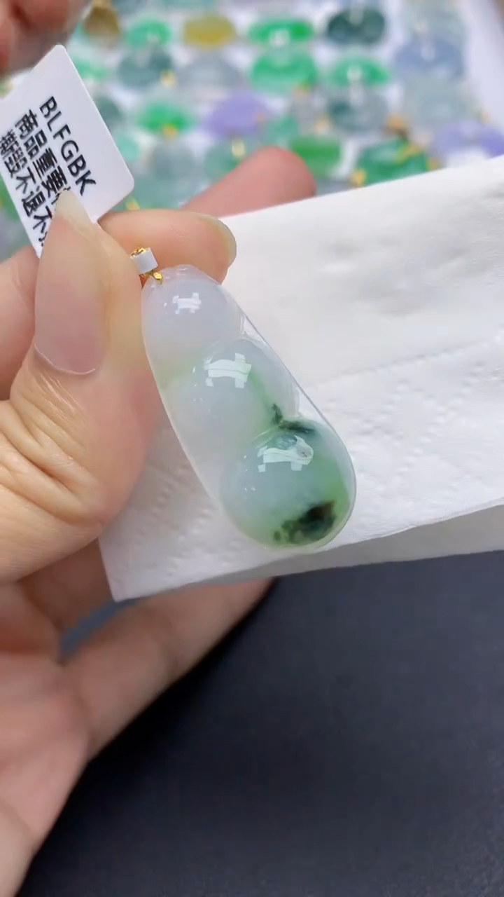 翡翠未镶嵌颈饰天然缅甸a货翡翠百元以上9元证书费自理