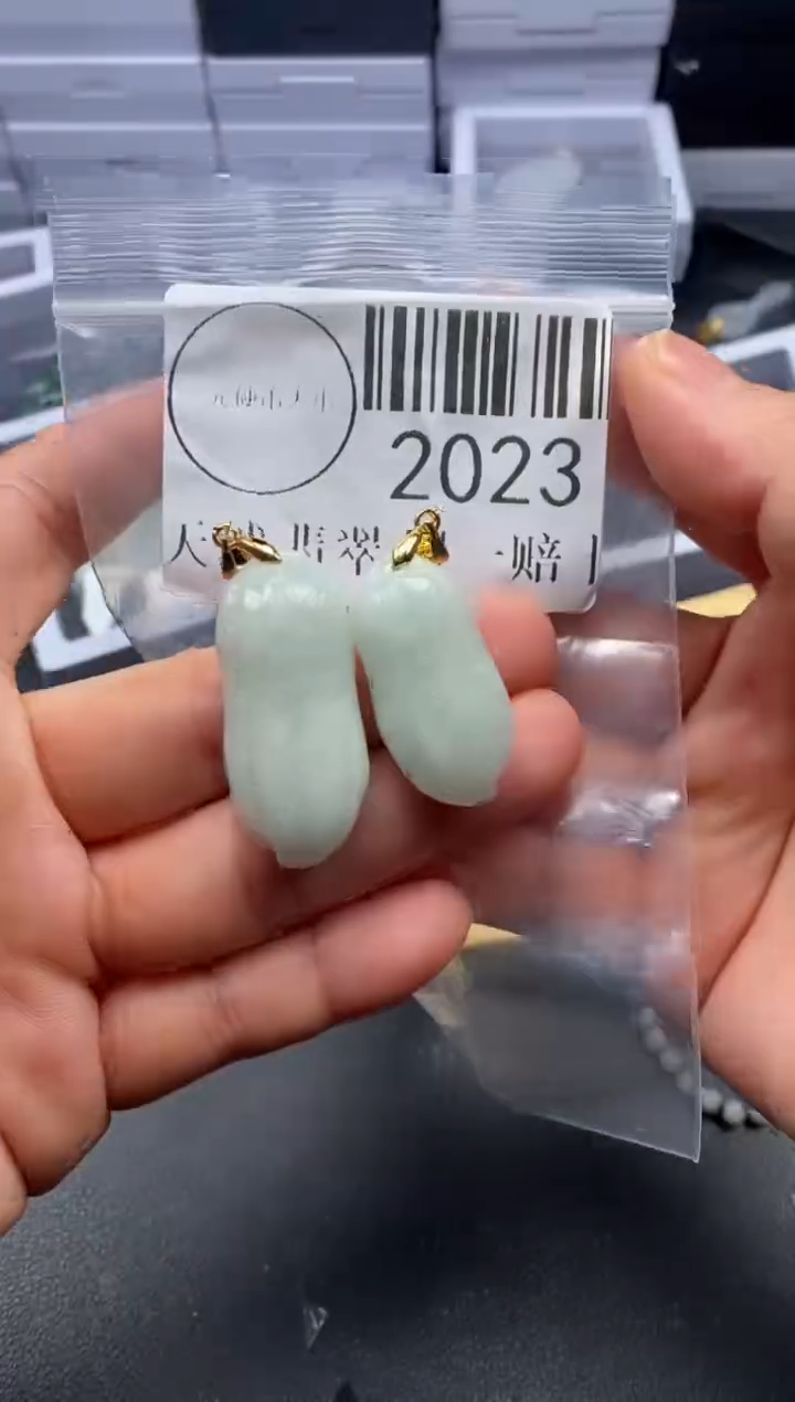 吊坠(不含链)未镶嵌翡翠2023