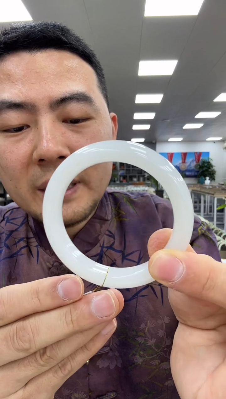 【闪购商品】和田玉手镯未镶嵌55  007