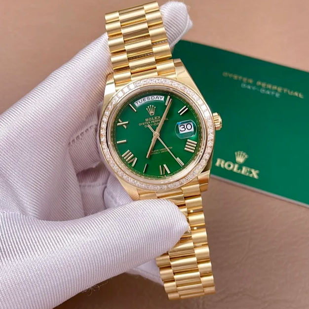 95新 Rolex/劳力士 礼尚往来卡25年228398钻圈赌桌绿81T72