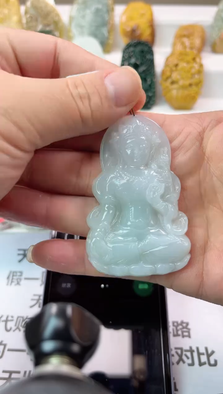 【闪购商品】翡翠颈饰未镶嵌度母