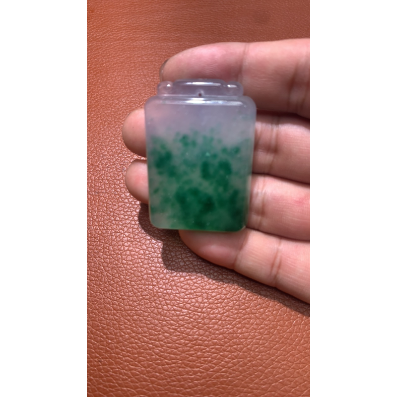 吊9  飘花无事牌吊坠