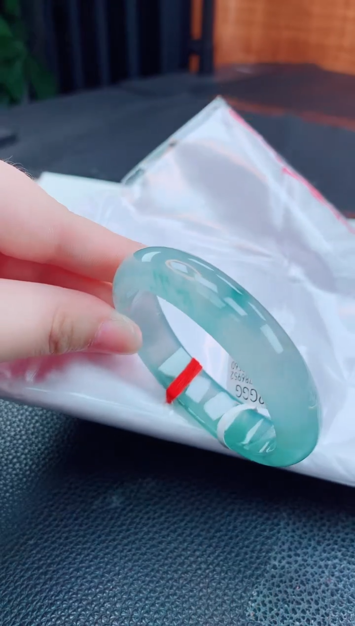 【闪购商品】翡翠手镯未镶嵌缅甸天然翡翠A货手镯