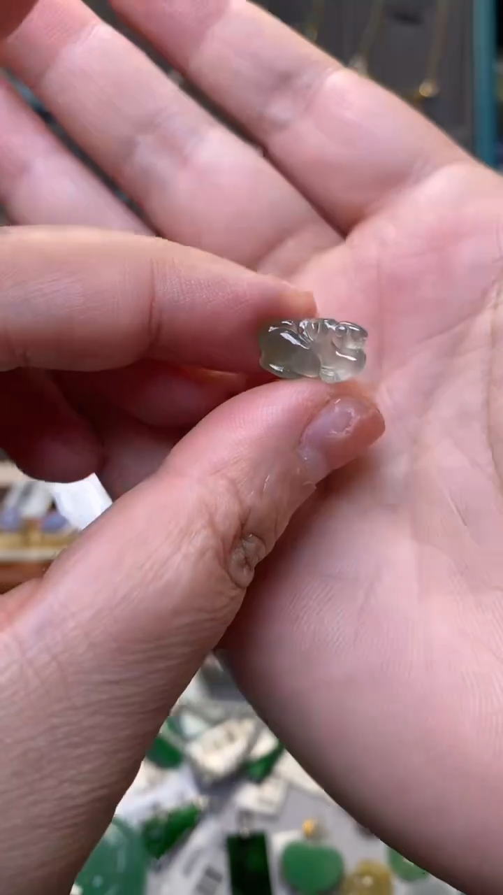 颈饰未镶嵌翡翠净货35125