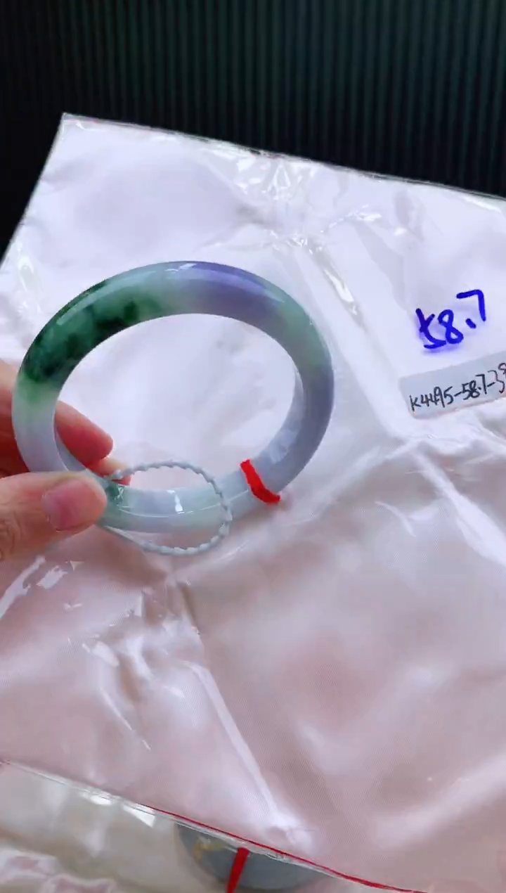 未镶嵌手镯翡翠58+