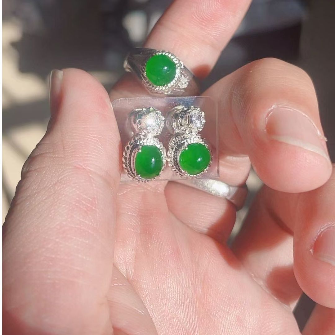 定制翡翠未镶嵌纯天然a货
