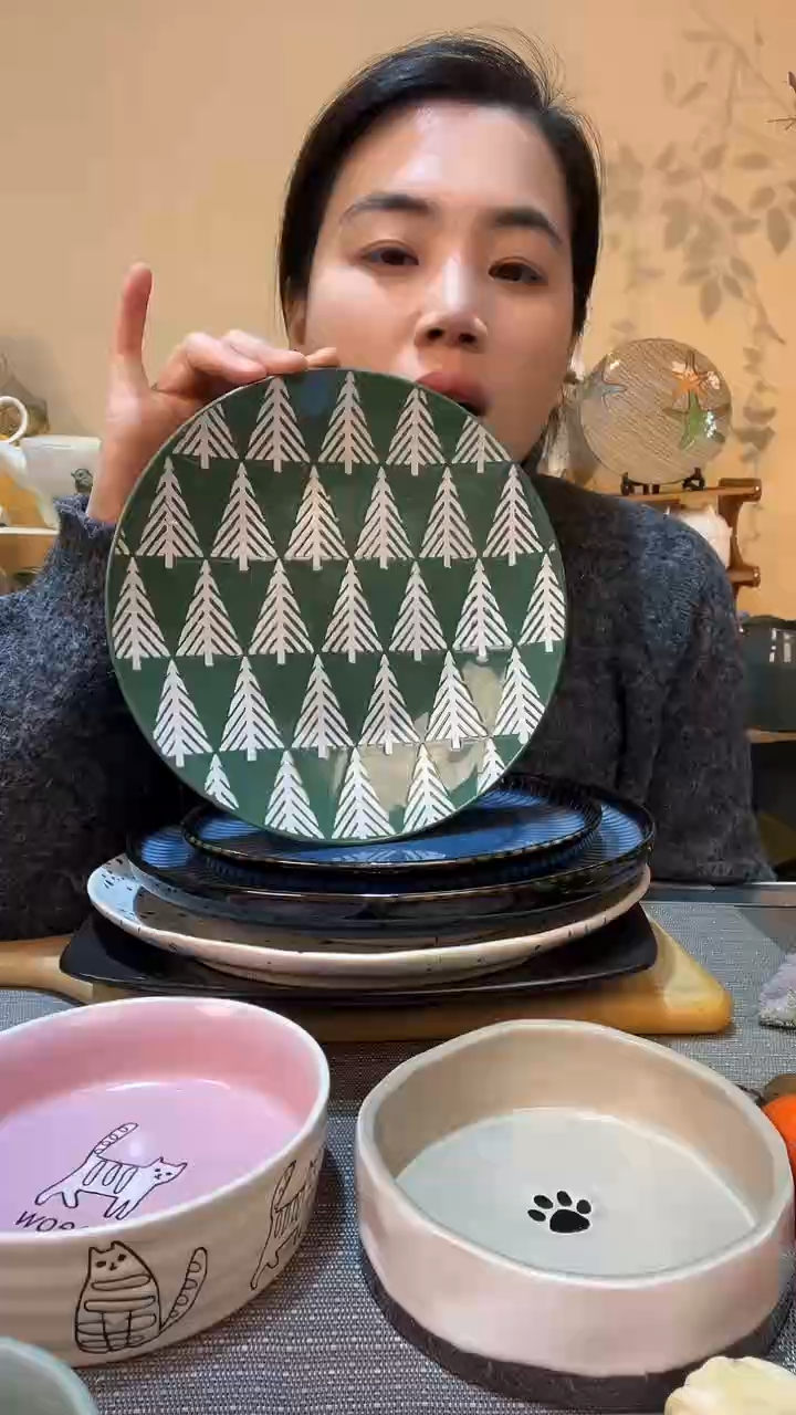 【闪购商品】瓷片8.5英寸盘 微瑕介意勿拍