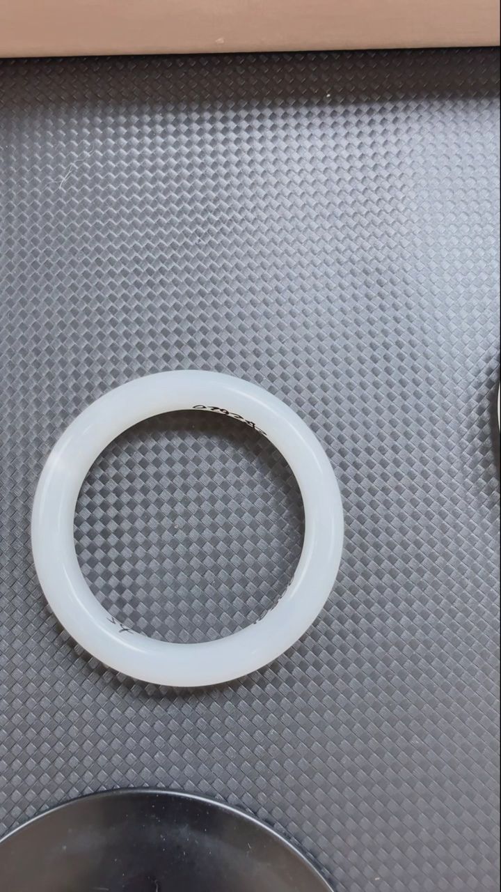 和田玉（糖玉）手镯未镶嵌213手镯圈口54