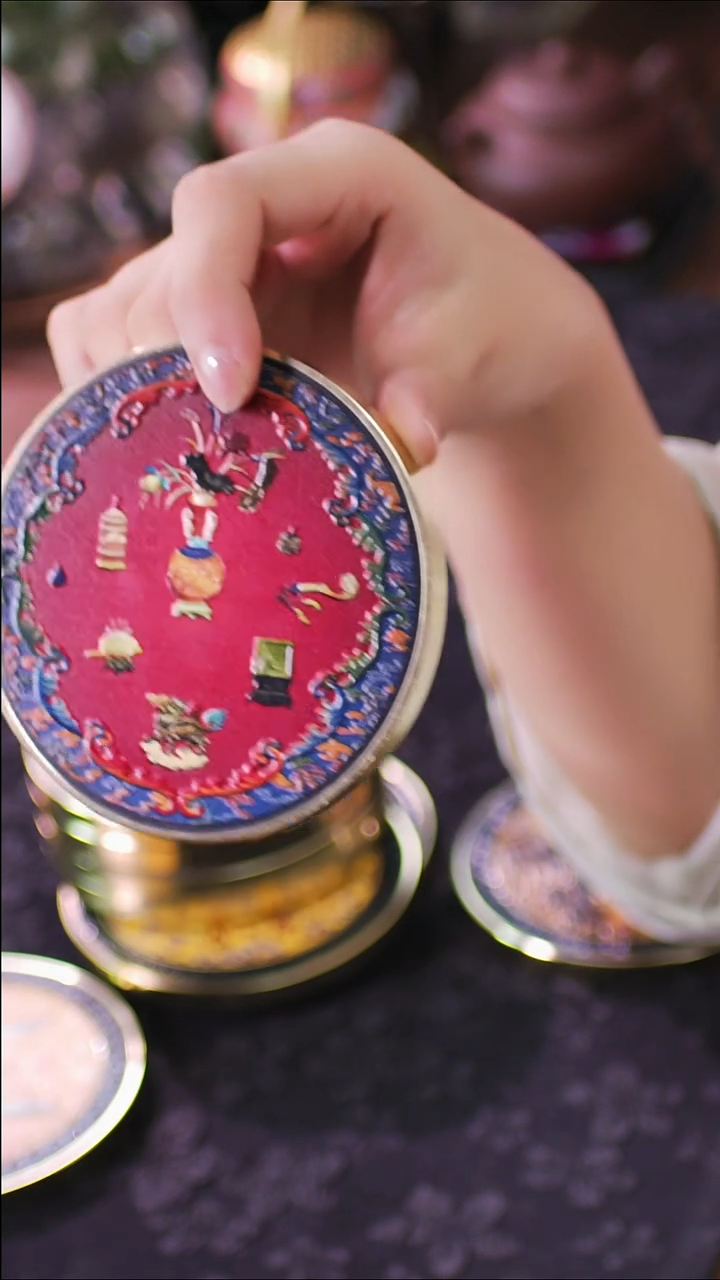 壹藏贰宝八宝嵌图案铜圈杯垫一片