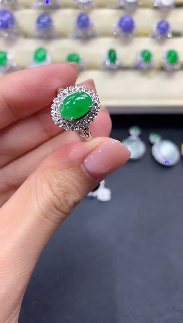 【闪购商品】翡翠戒指18K金镶嵌a137