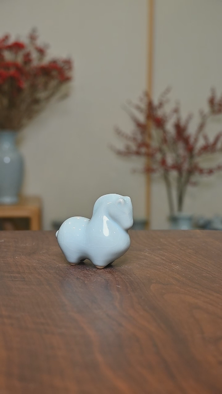 【闪购商品】其他微瑕天青釉无款马到成功