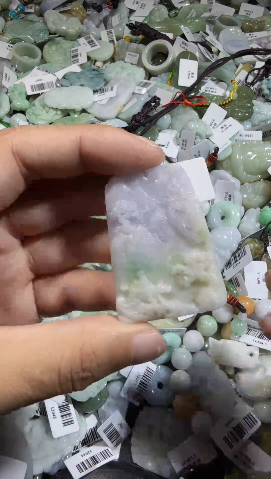 【闪购商品】翡翠颈饰未镶嵌00016989