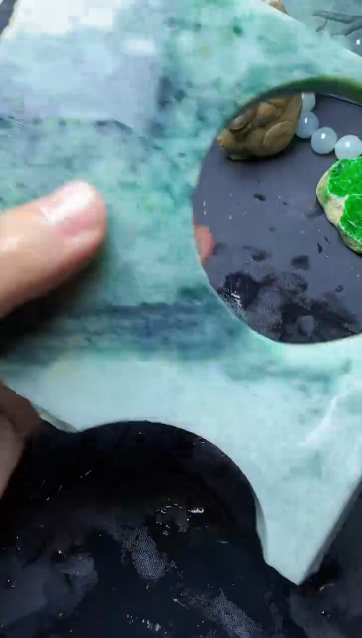 【闪购商品】翡翠挂件未镶嵌015翡翠