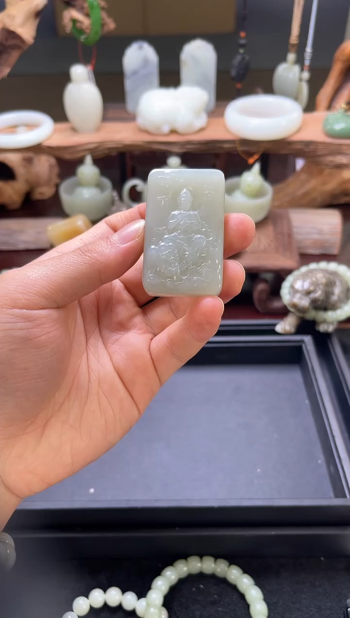 【闪购商品】和田玉吊坠未镶嵌且末青白 普贤牌 9007028