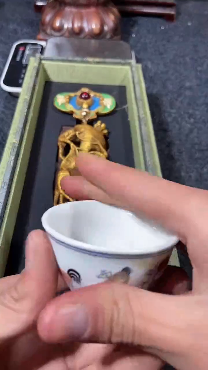 1江*，陶瓷瓷片陶瓷瓷片