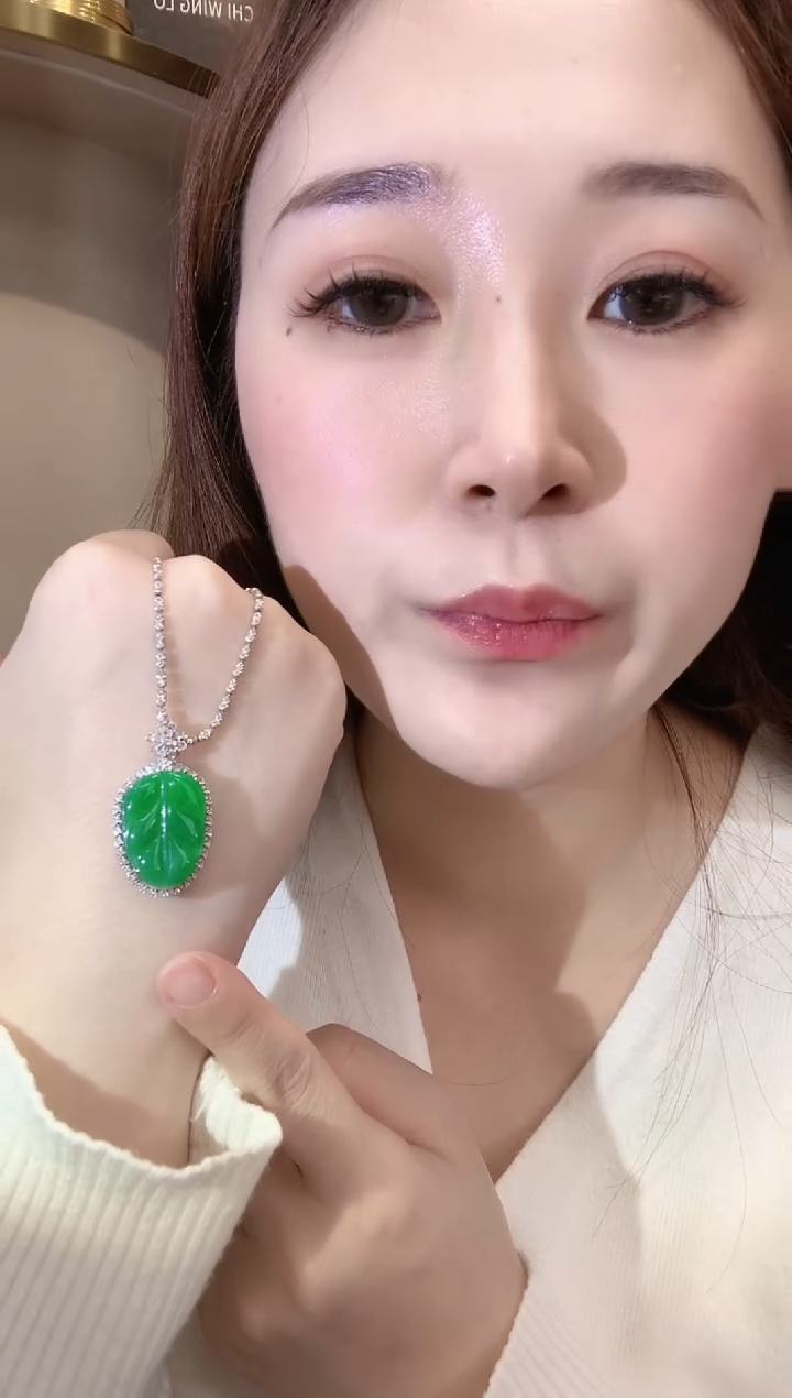 吊坠(不含链)18K金镶嵌翡翠b31