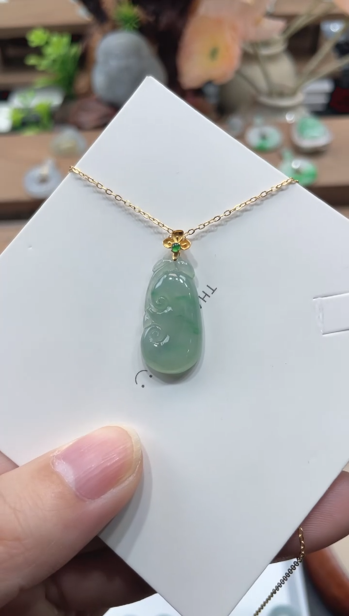 吊坠(不含链)未镶嵌翡翠如意