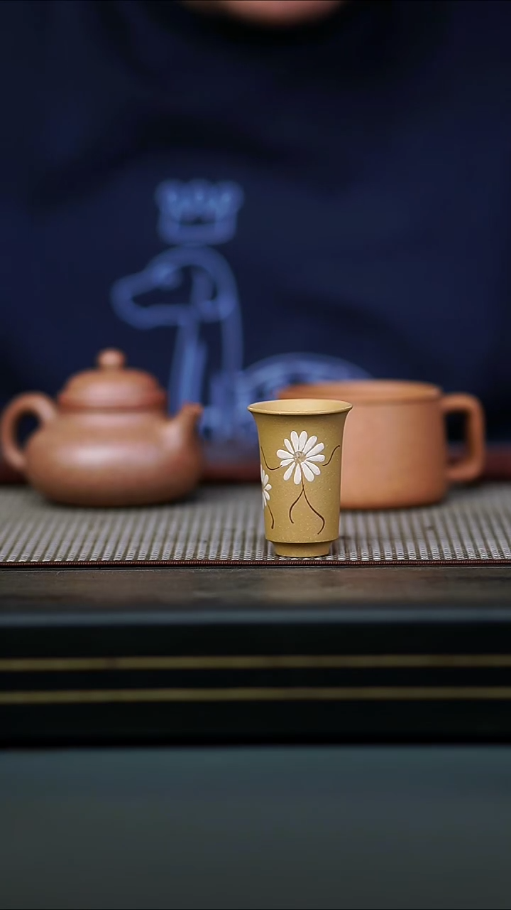 茶壶紫砂泥绘小玉兰杯