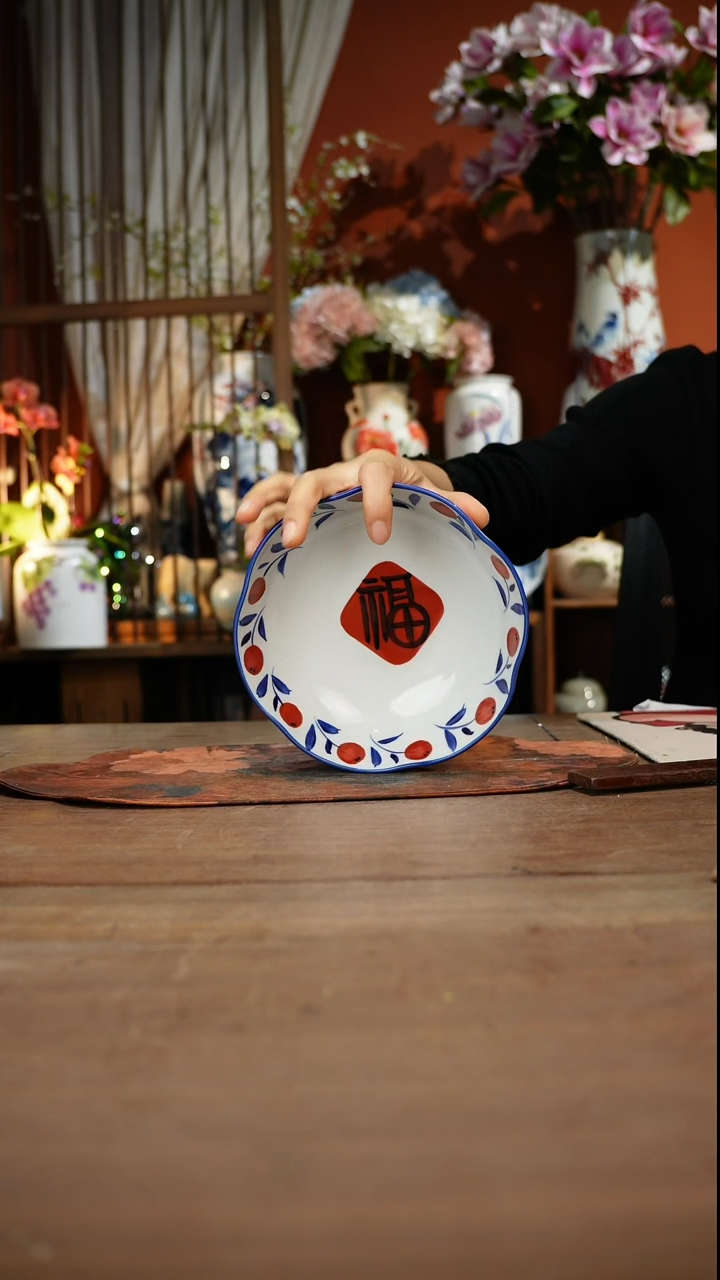 当代高温釉下彩手绘陶瓷餐具