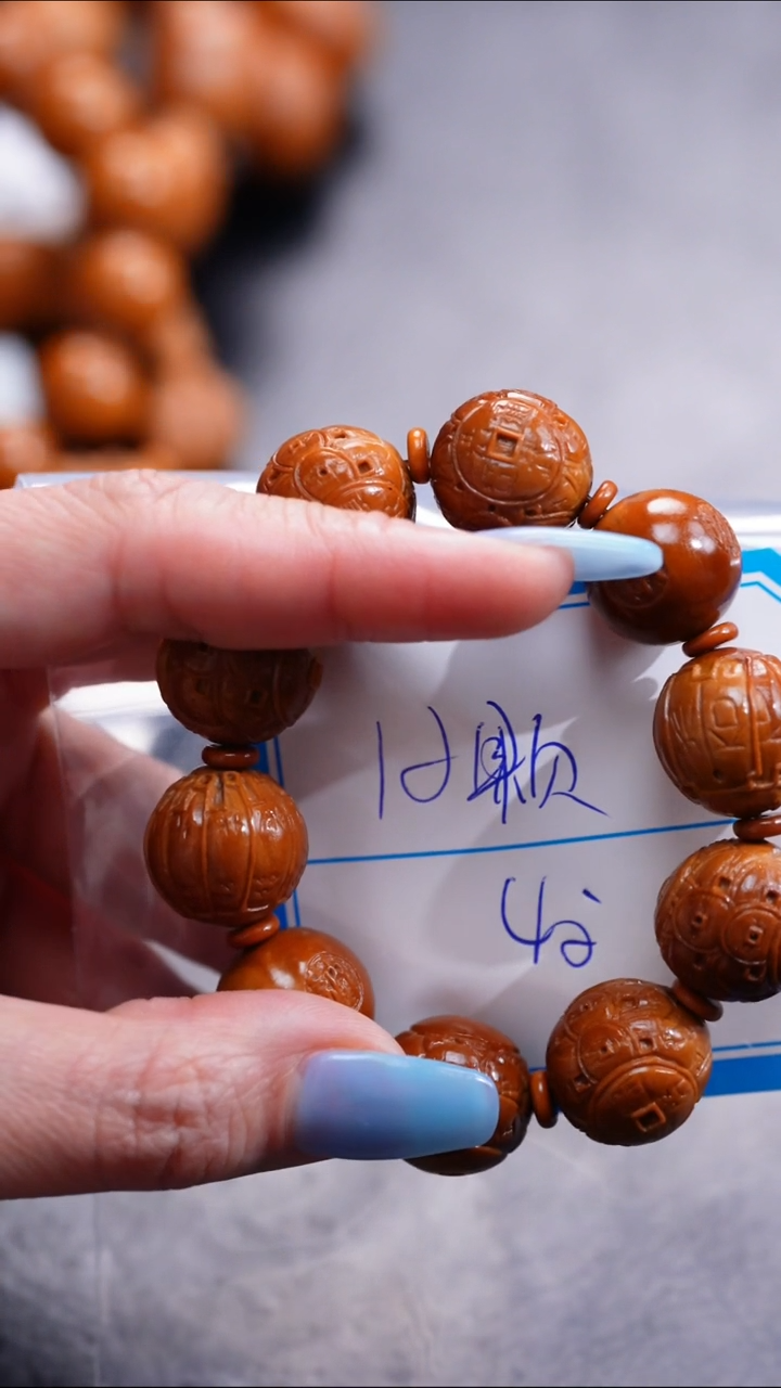 【闪购商品】橄榄核吊坠橄榄核