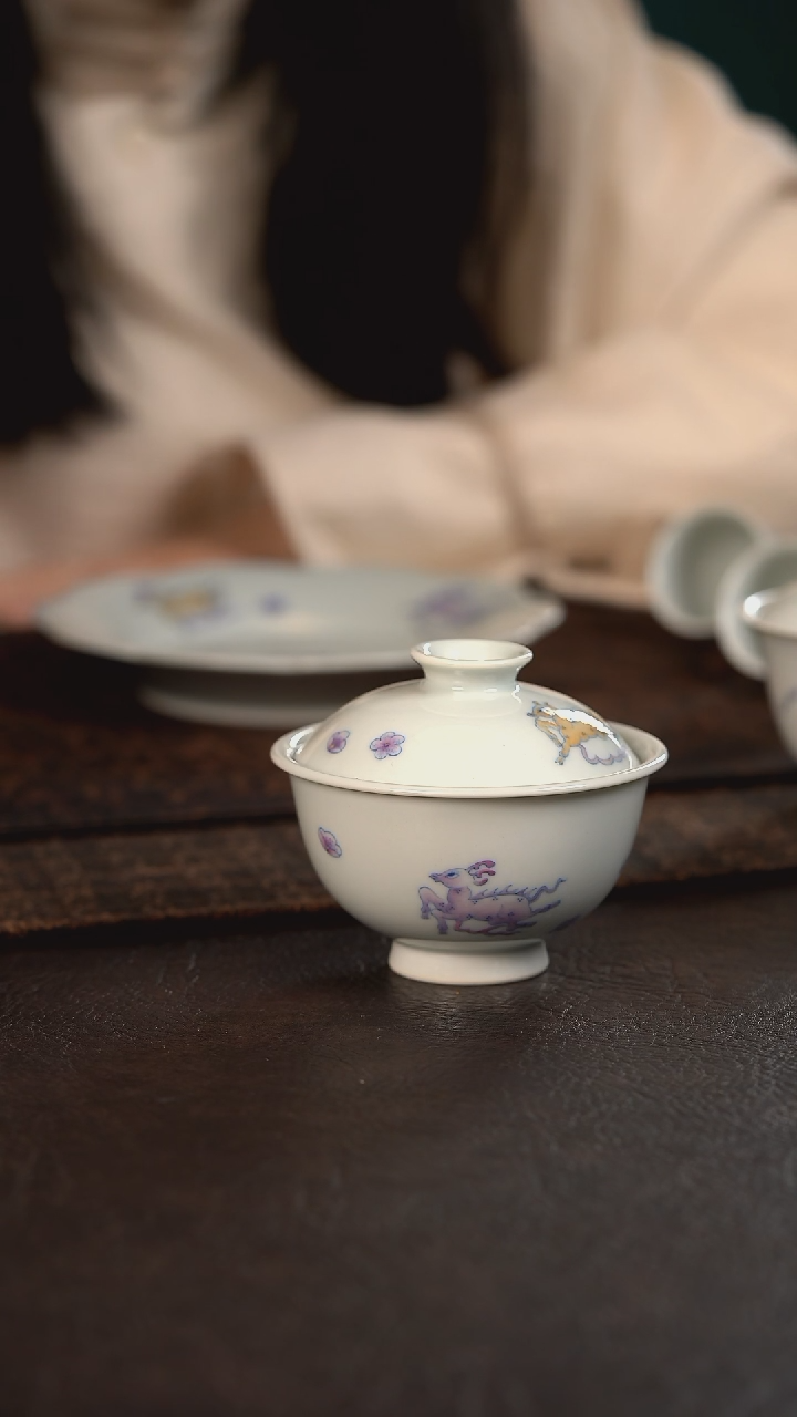 【闪购商品】杯活动价聚澜堂斗彩小鹿卷边盖碗