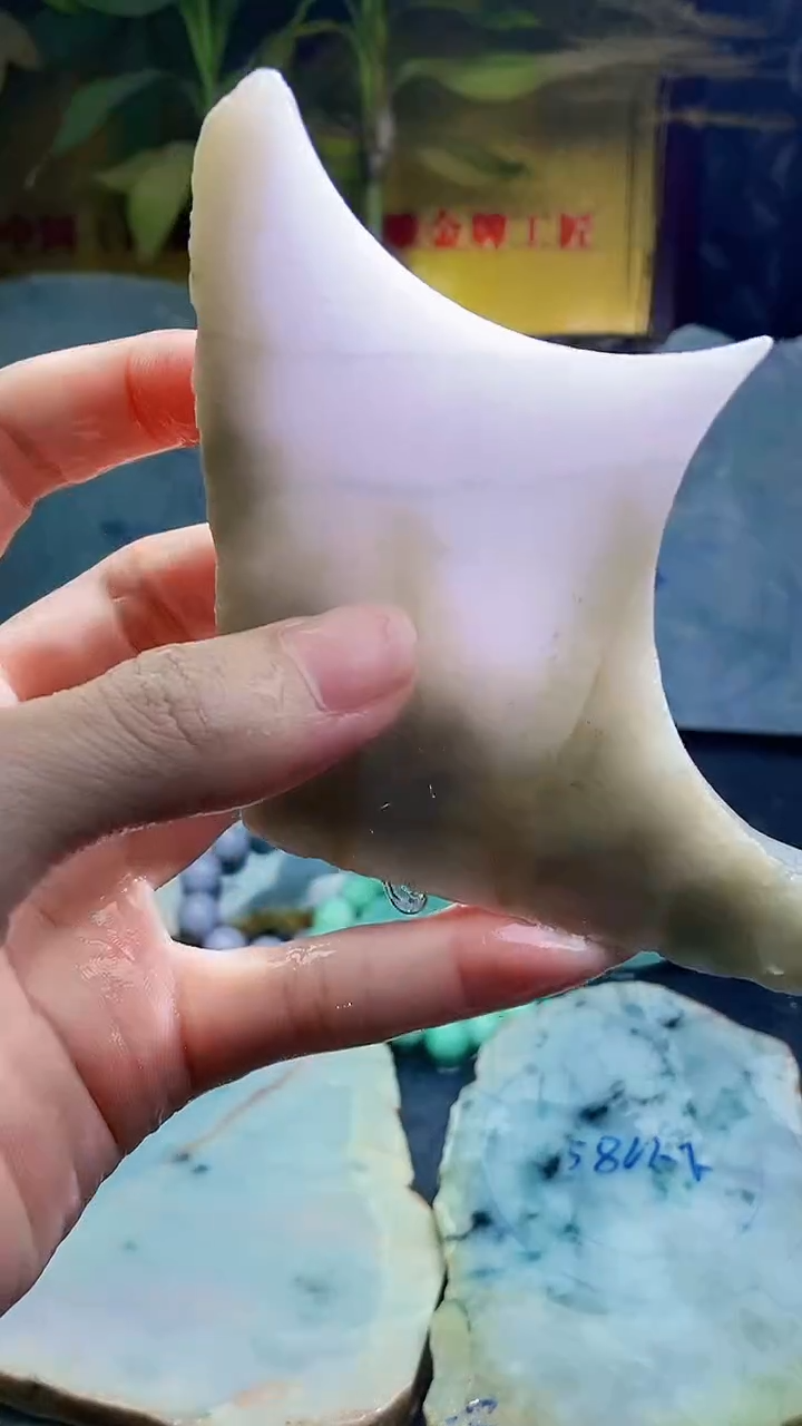 未镶嵌挂件翡翠小雨447