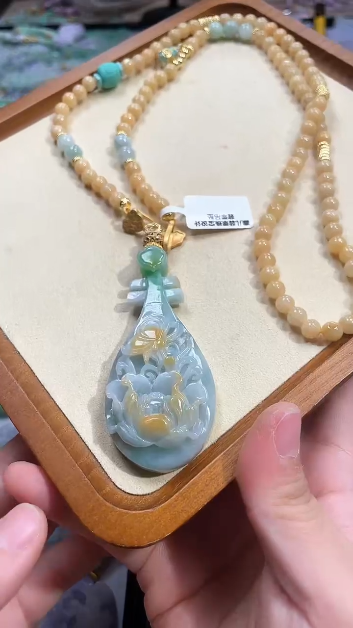 【闪购商品】翡翠颈饰未镶嵌吊坠