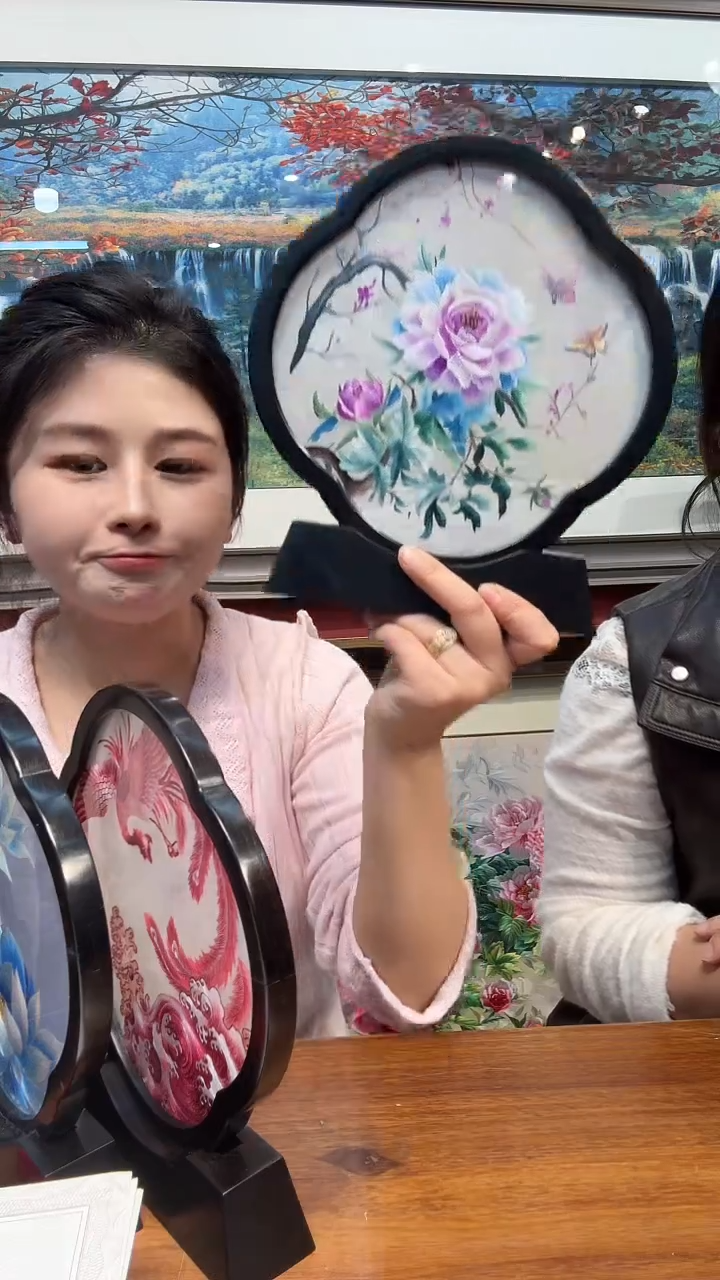 横款闵丹红刺绣工作室 精品手工苏绣双面绣