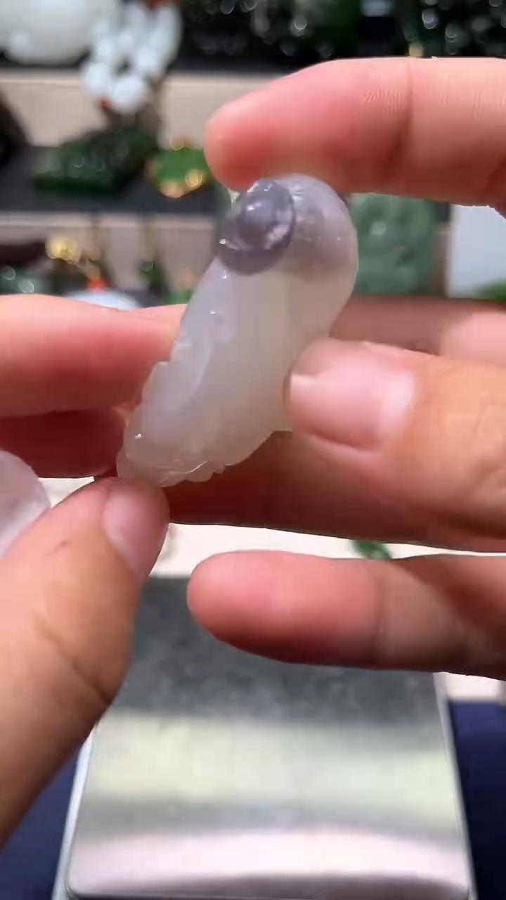 和田玉未镶嵌颈饰挂件