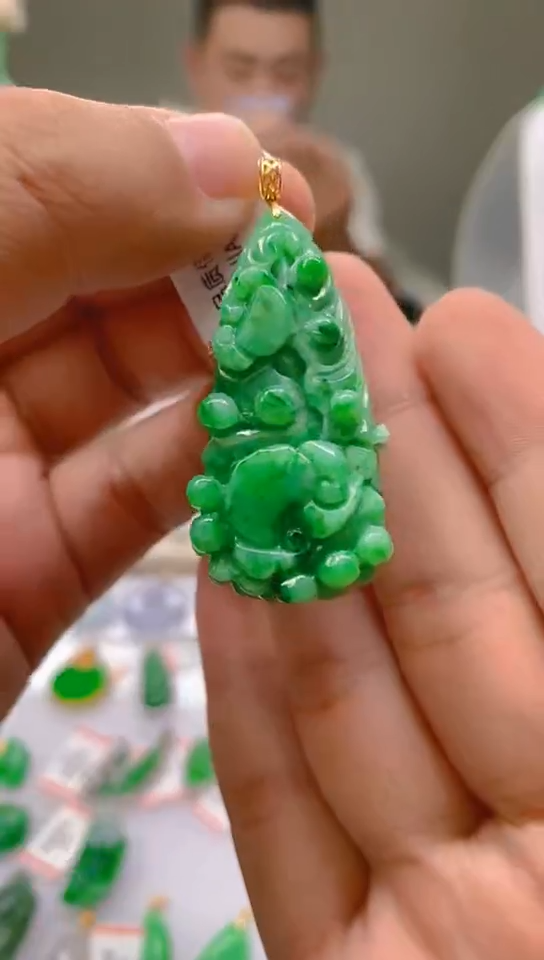 【闪购商品】翡翠颈饰18K金镶嵌新号开播，全场乱卖