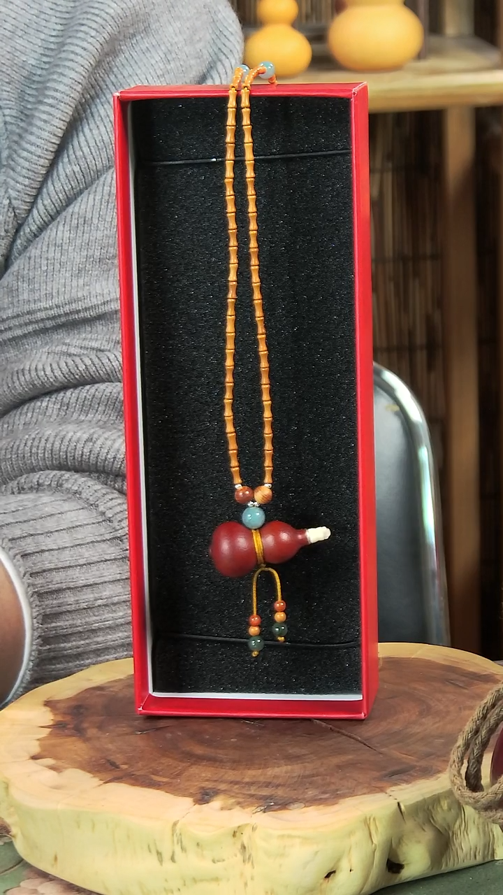 他**石古艺高师傅葫芦脖挂 编号193