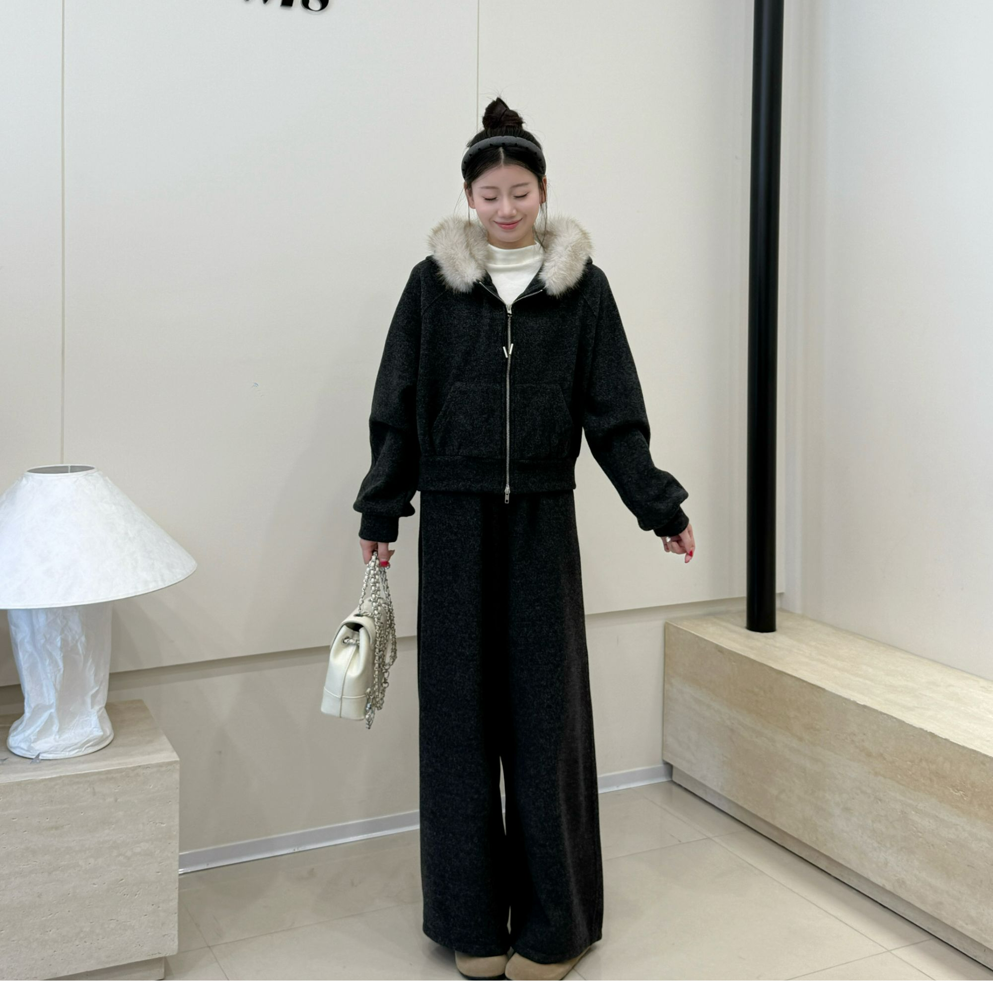 韩系加绒加厚连帽毛领拉链卫衣外套+百搭阔腿裤套装2025冬新款