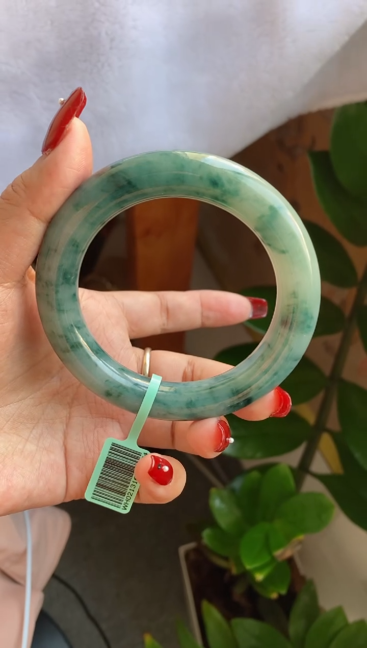 【闪购商品】翡翠手镯未镶嵌（老坑胶润满圈飘花）胖圆7号