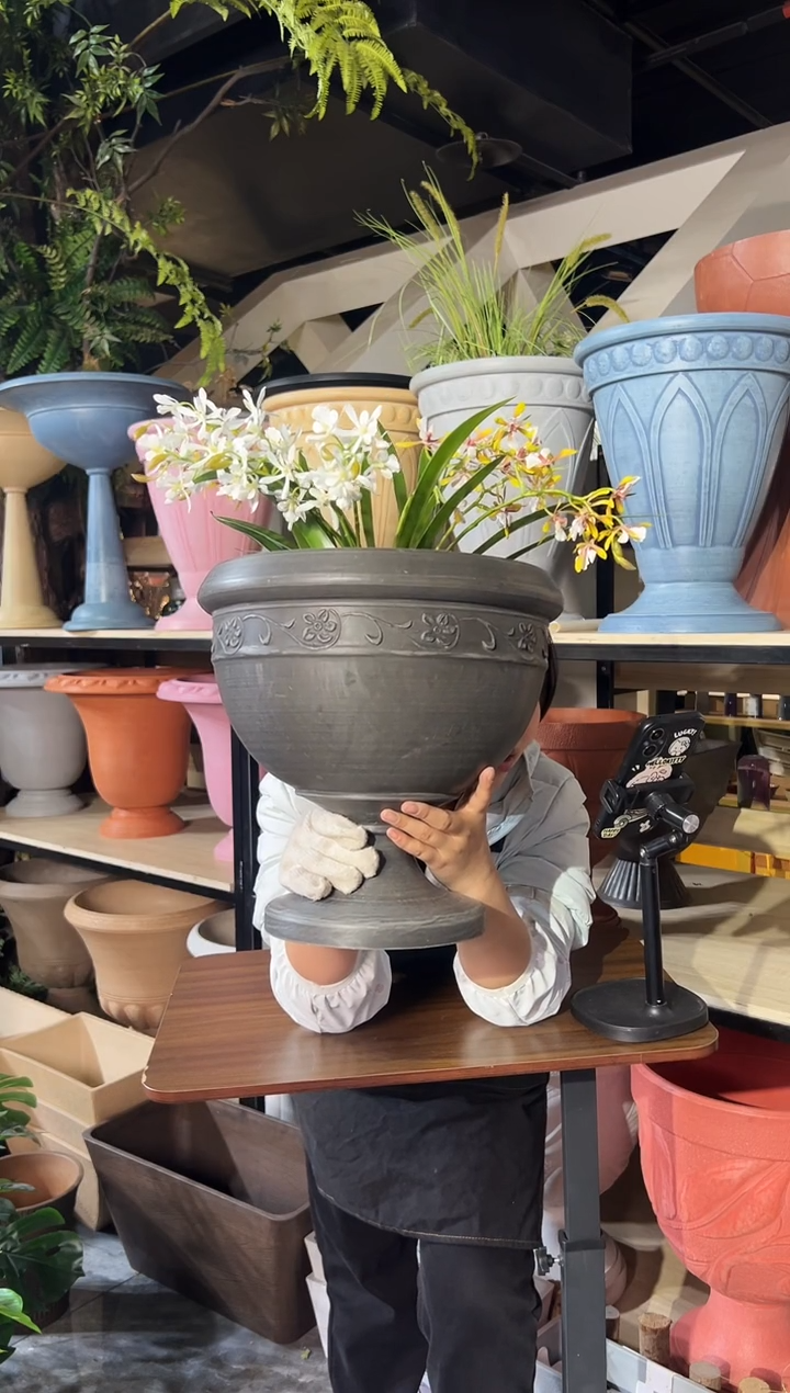 33*32/G33【孤品】黑色外贸尾单福利酒杯花盆