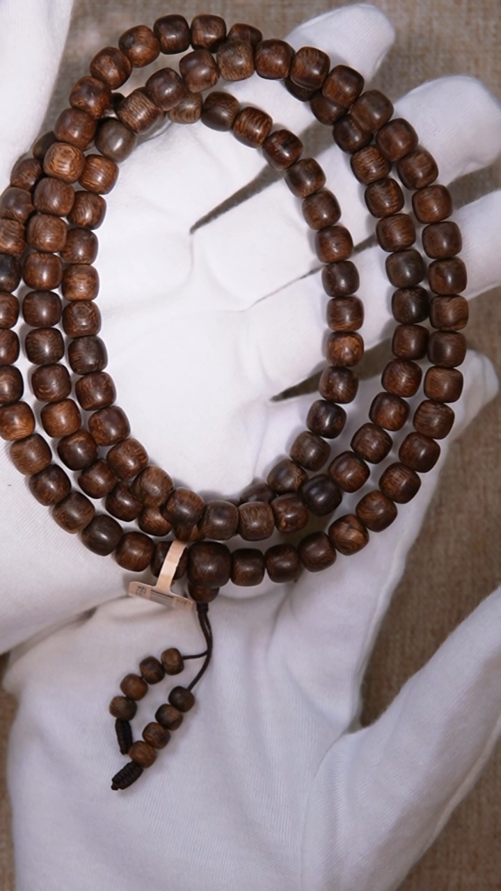 【闪购商品】沉香手串野生红土长串