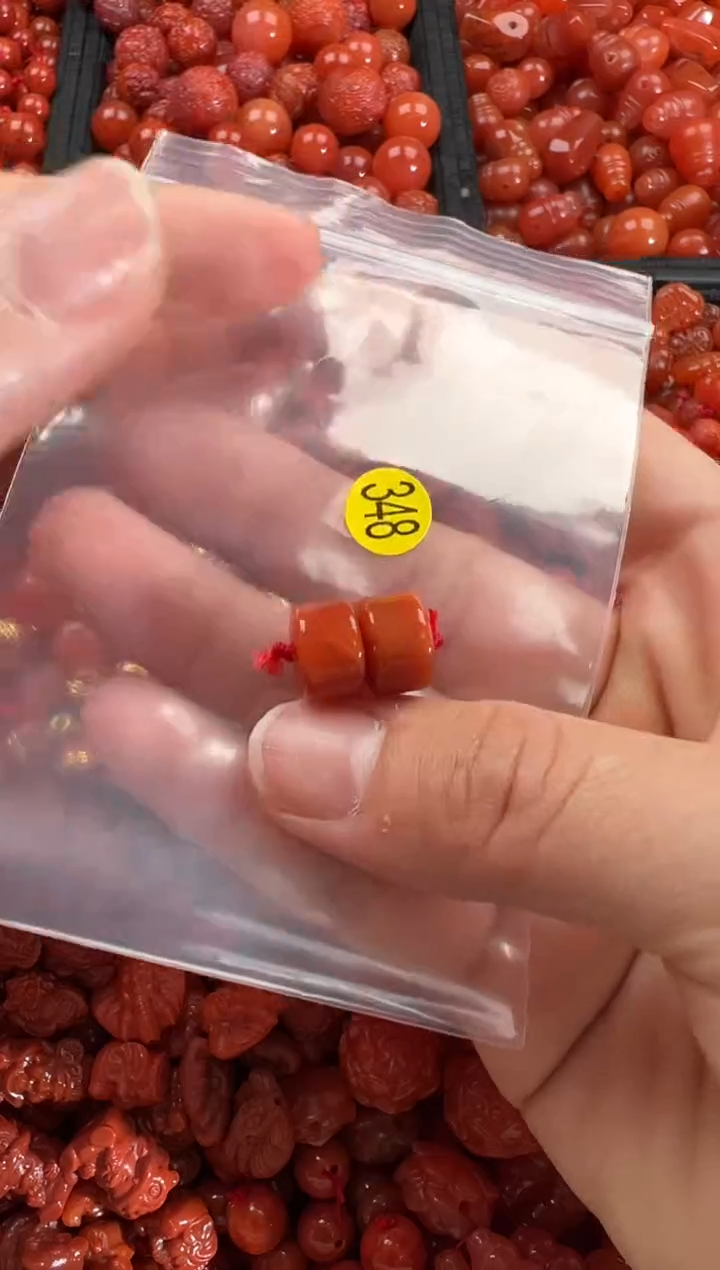 【闪购商品】南红玛瑙颈饰未镶嵌1