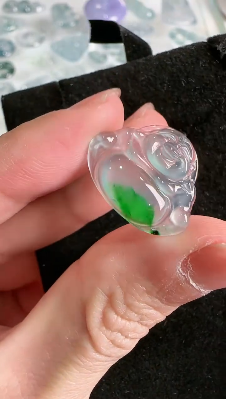 【闪购商品】翡翠吊坠(不含链)未镶嵌··