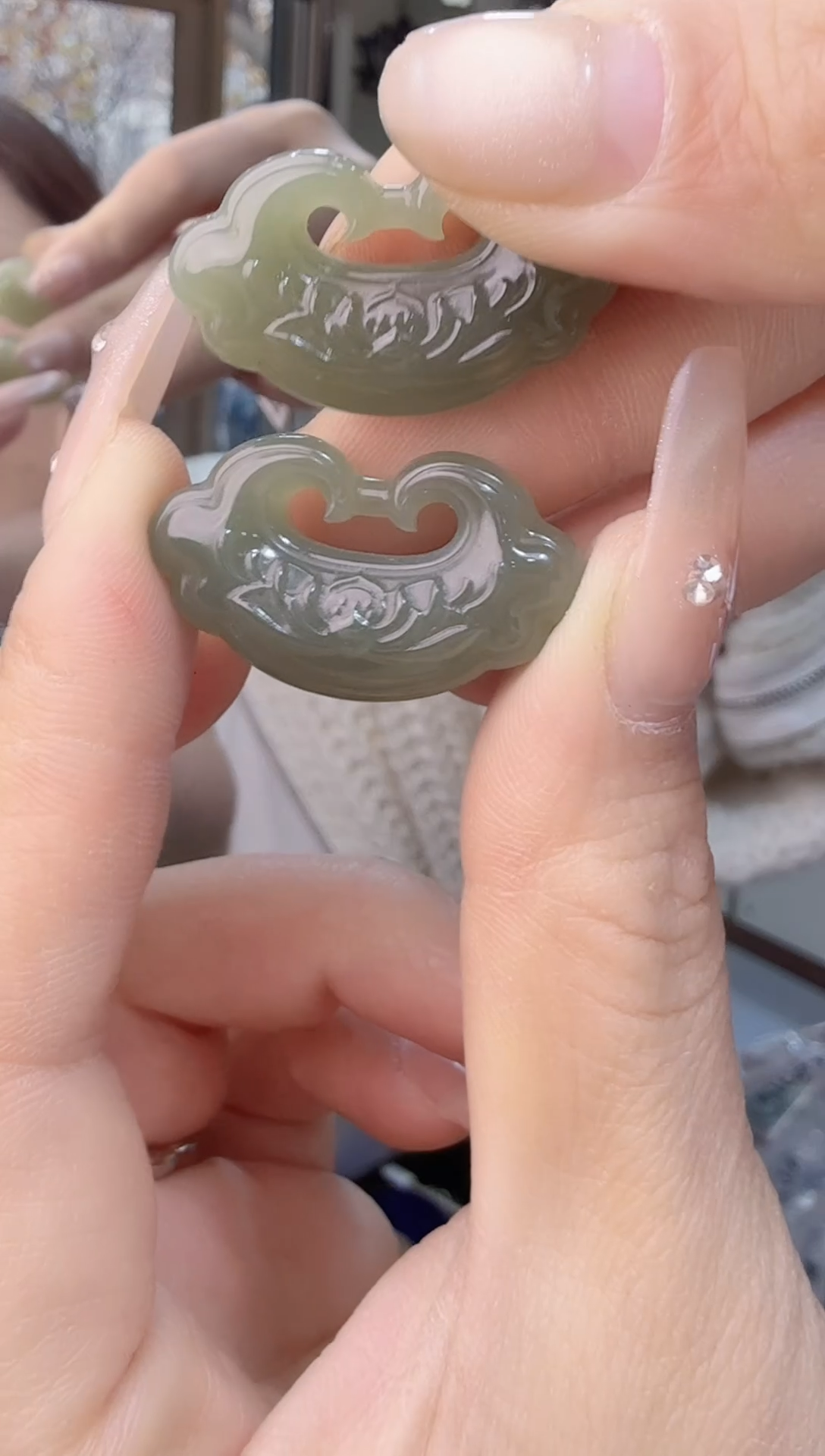 颈饰未镶嵌和田玉平安锁