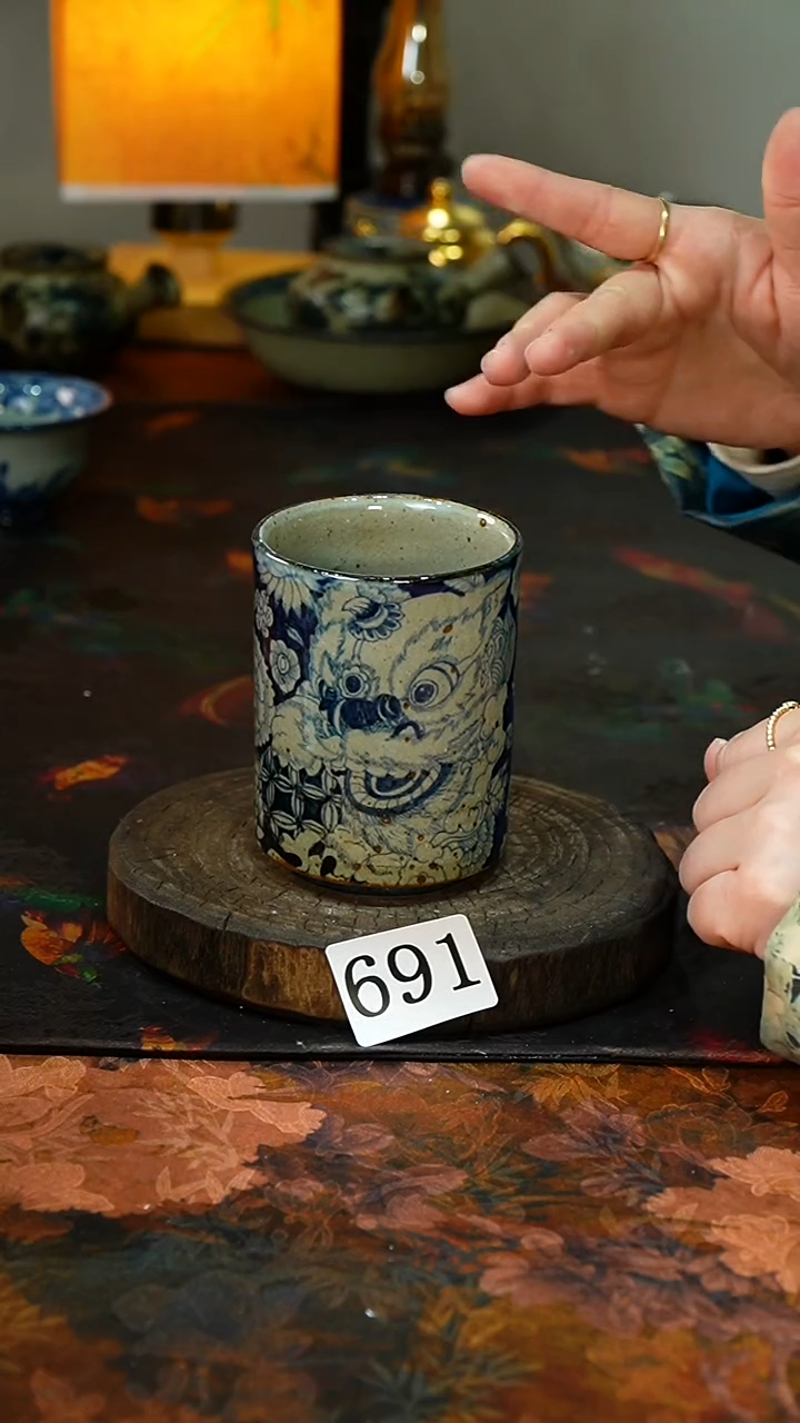 【闪购商品】..............茶碗微黃691