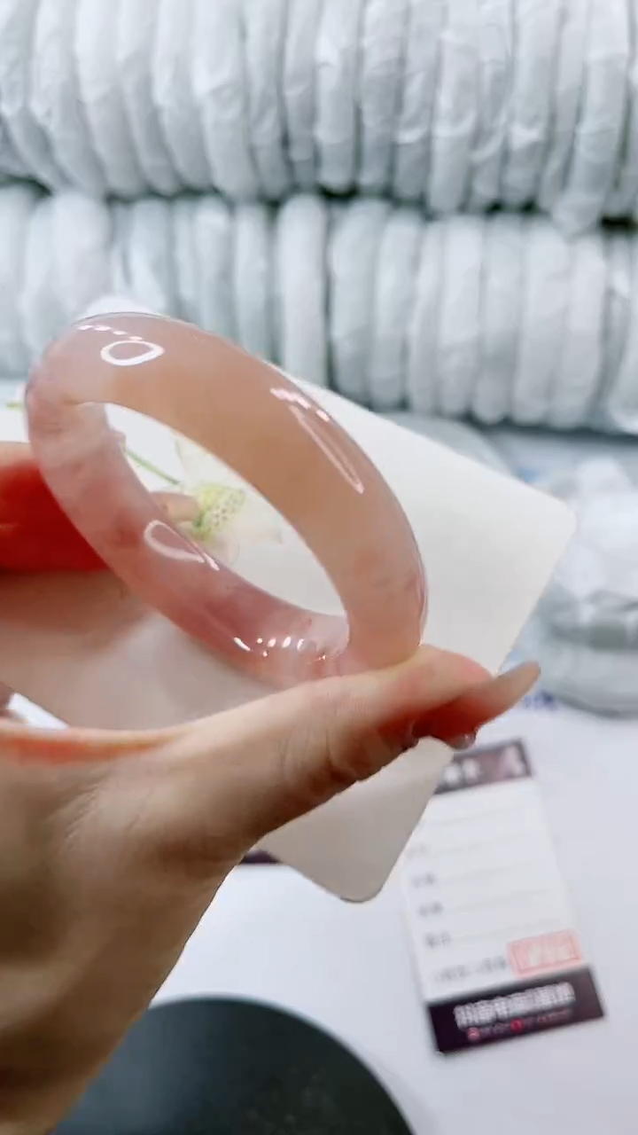 【闪购商品】石英质玉手镯未镶嵌0212933574-多样性发货