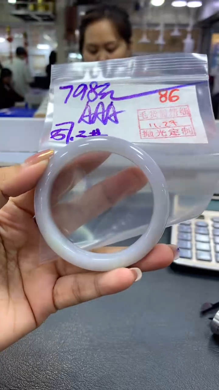 未镶嵌定制翡翠A****?毛货需精细抛光+拍一发一+86