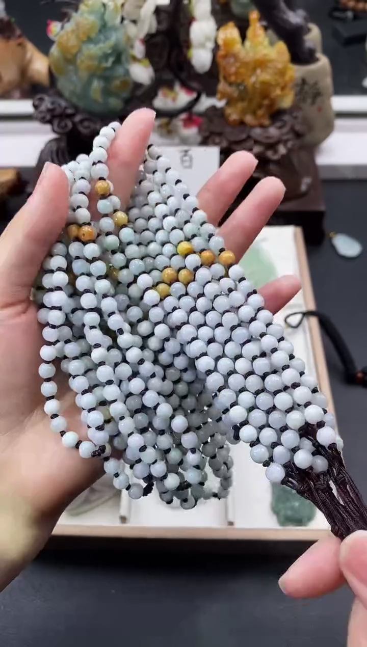 颈饰未镶嵌翡翠天然缅甸A货翡翠随机发一件6mm