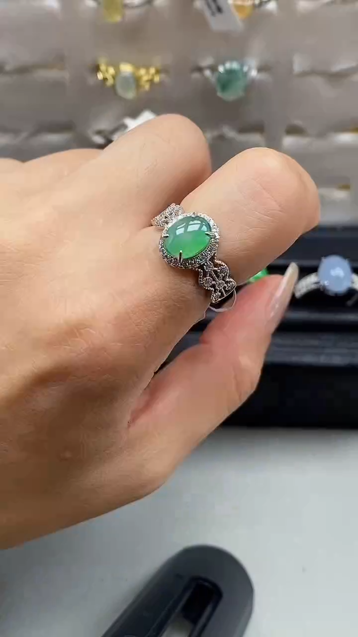 翡翠戒指银S925镶嵌6082