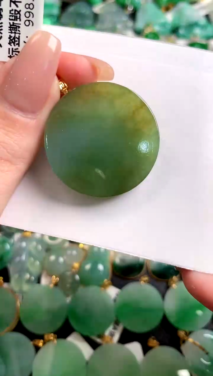 【闪购商品】翡翠颈饰18K金镶嵌13008675