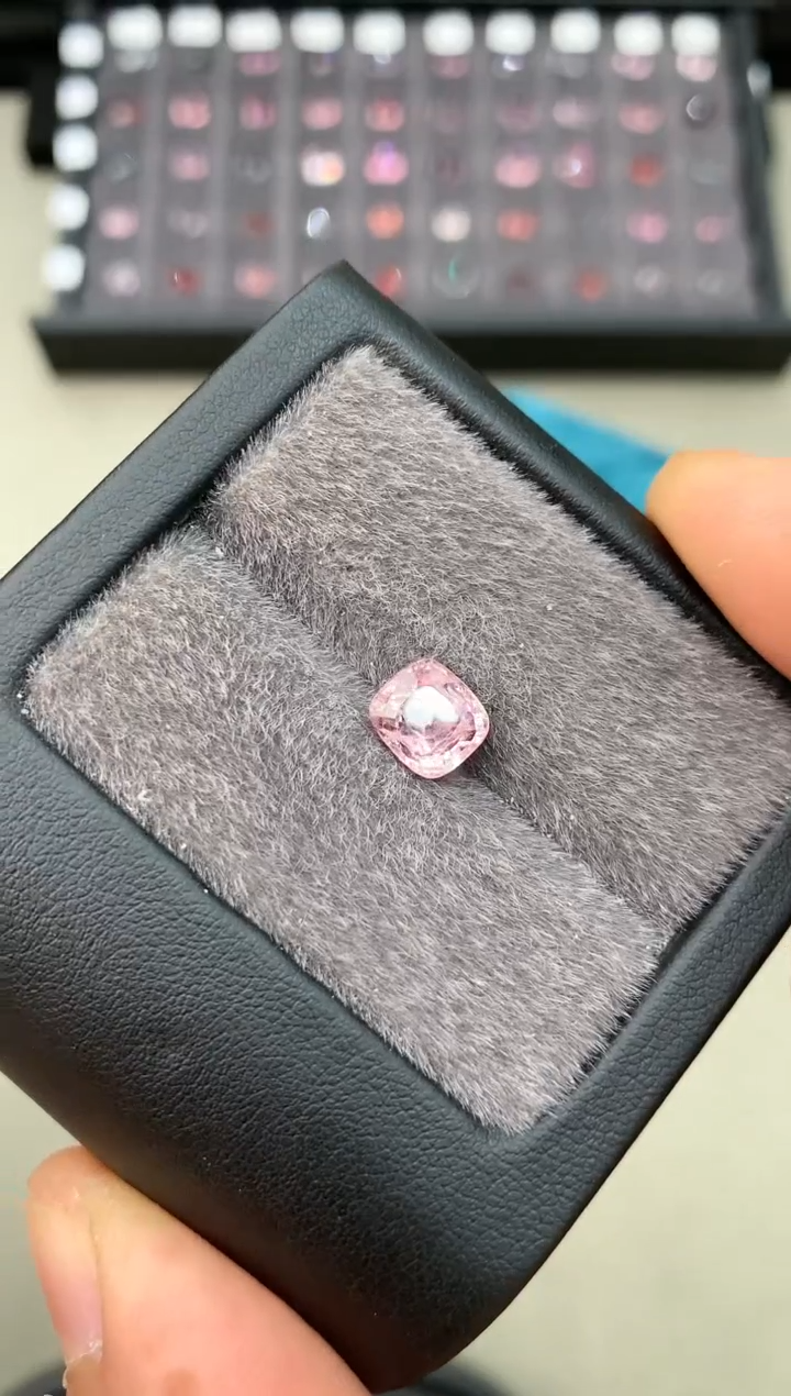 【闪购商品】定制尖晶石裸石未镶嵌2.18ct 枕型 粉色调